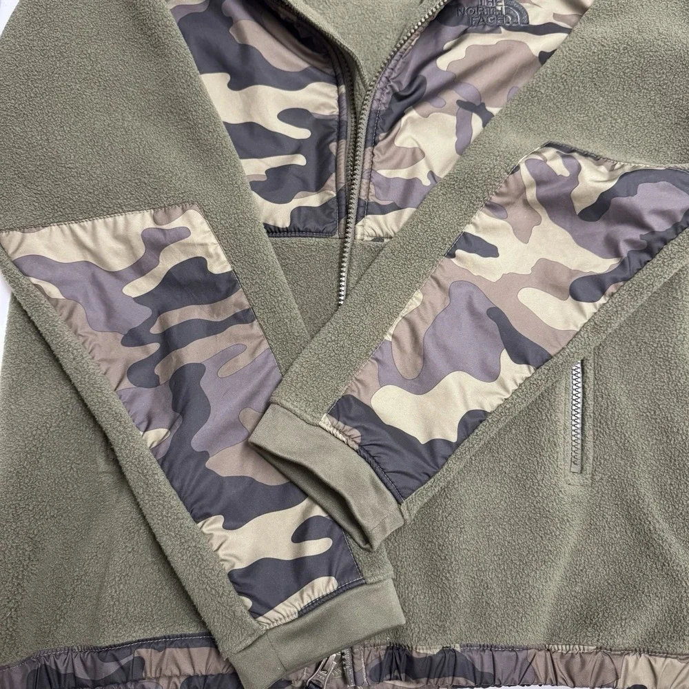 The North Face Boys Denali Fleece Jacket - Green Camo / Olive - Size Large 14/16
